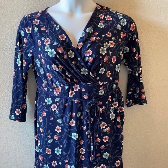 Motherhood Navy Floral Maternity Dress size Medium - Picture 3 of 12